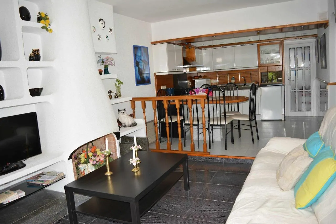 度假居 Casa Adosada Con Jardin Y Piscina 滨海托萨